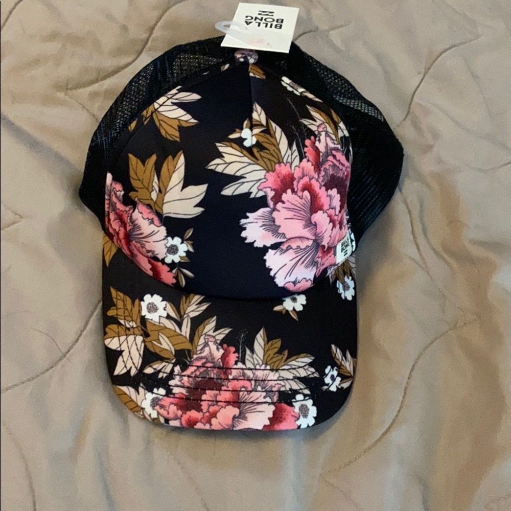 Brand new Billabong trucker hat